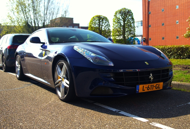 Ferrari FF