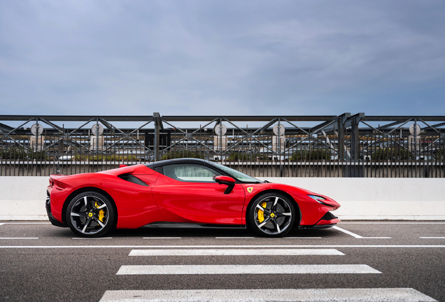 Ferrari SF90 Spider