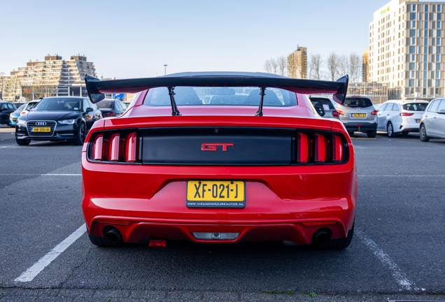Ford Mustang GT 2015