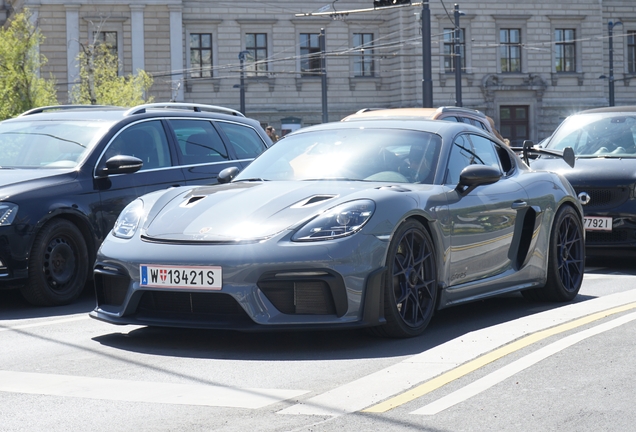 Porsche 718 Cayman GT4 RS Weissach Package