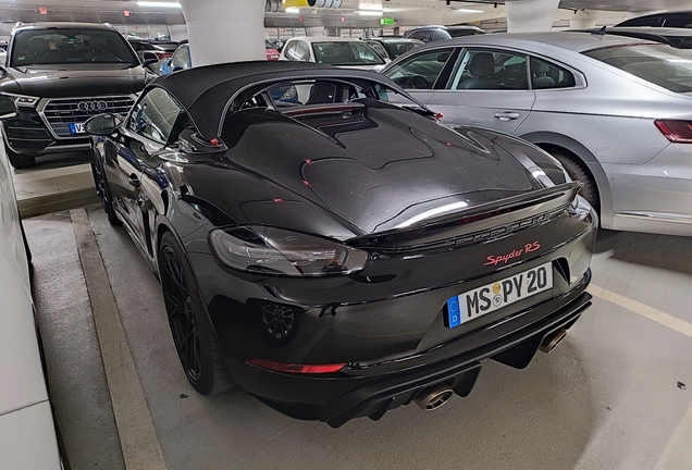 Porsche 718 Spyder RS Weissach Package