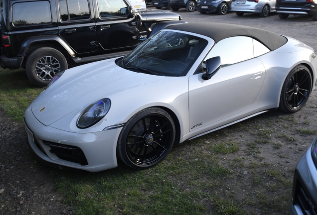 Porsche 992 Carrera GTS Cabriolet