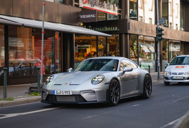 Porsche 992 GT3 Touring MkII