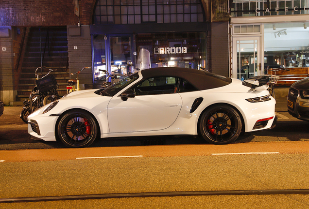 Porsche 992 Turbo Cabriolet