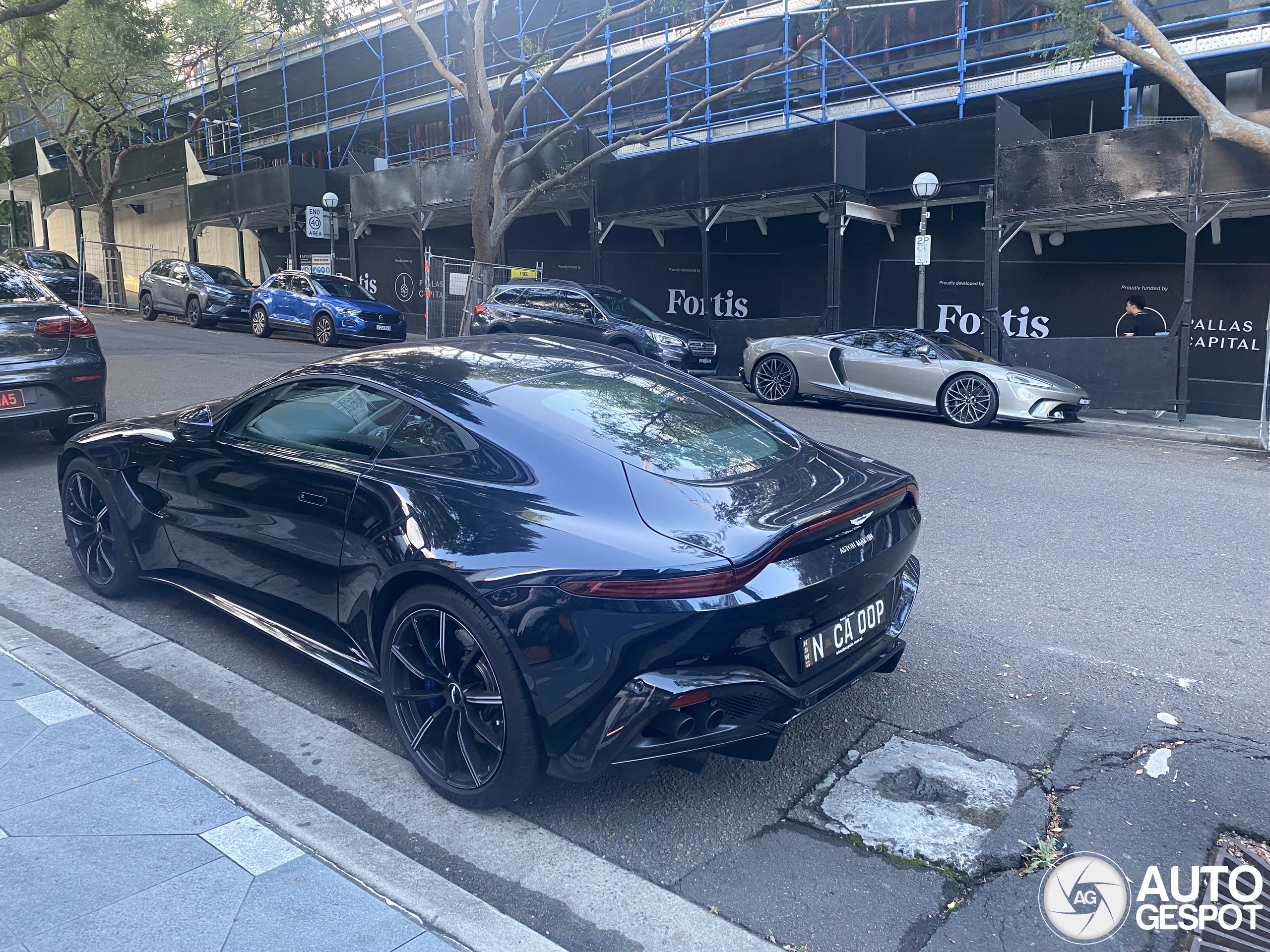 Aston Martin V8 Vantage 2018