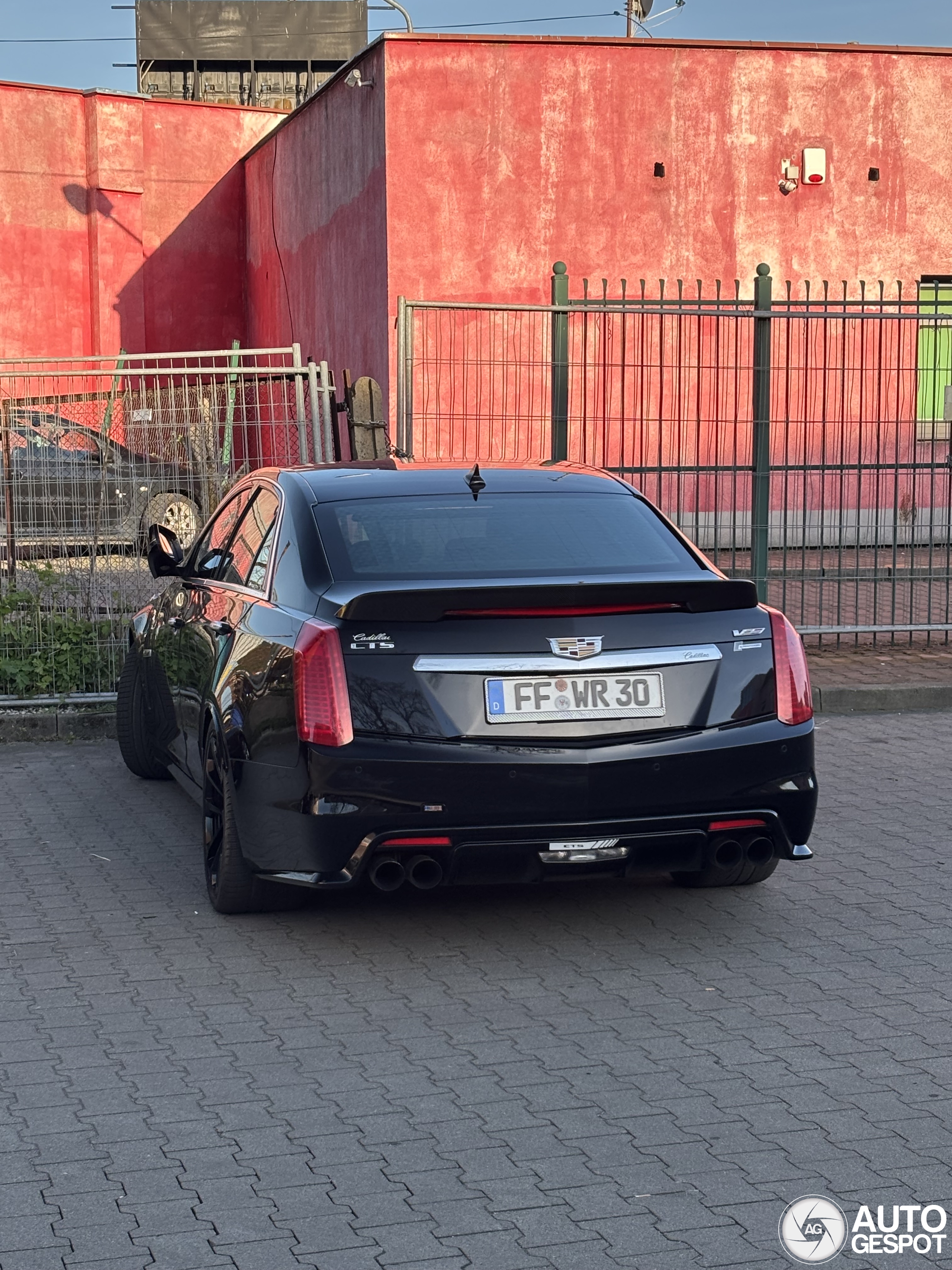 Cadillac CTS-V 2015