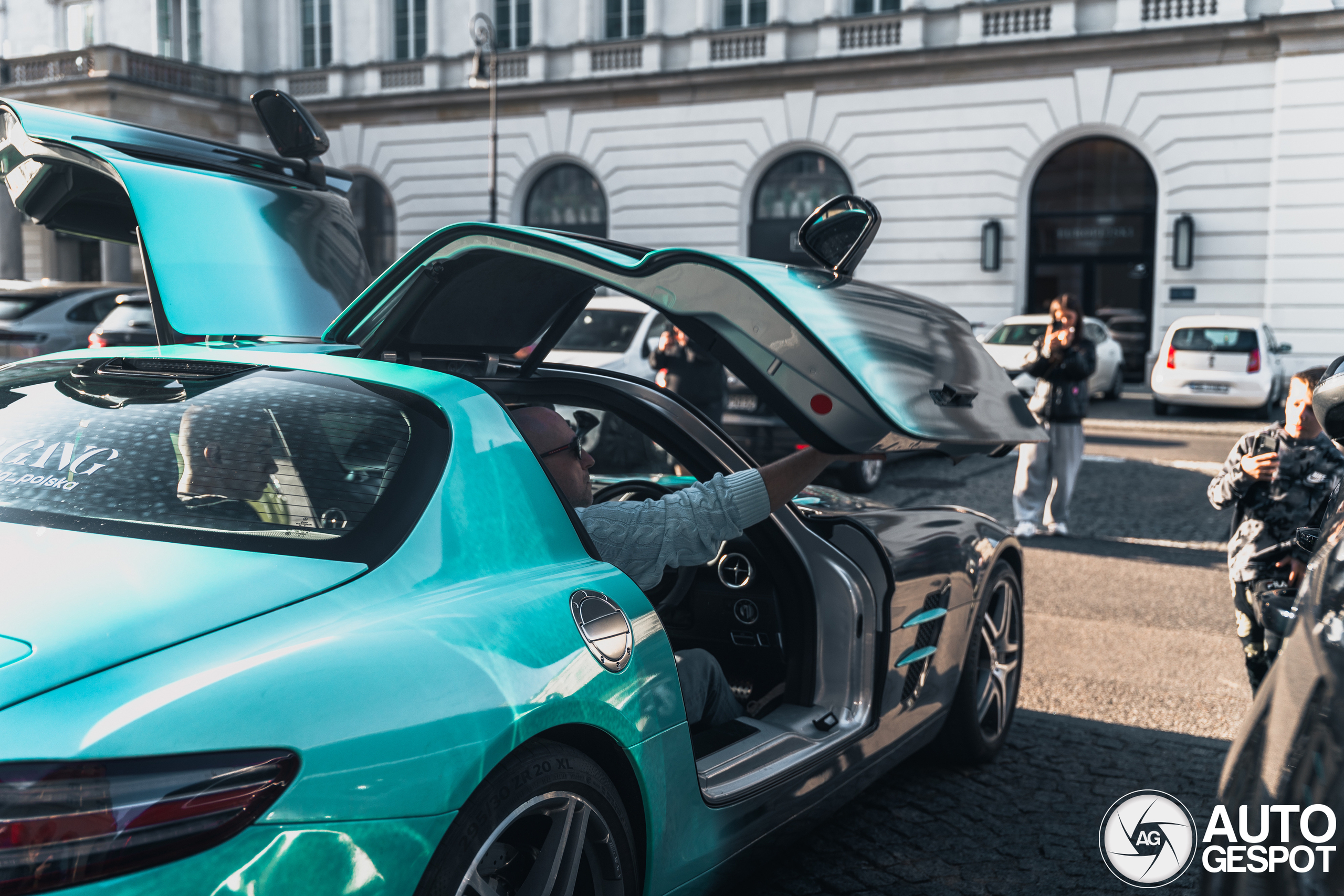 Mercedes-Benz SLS AMG