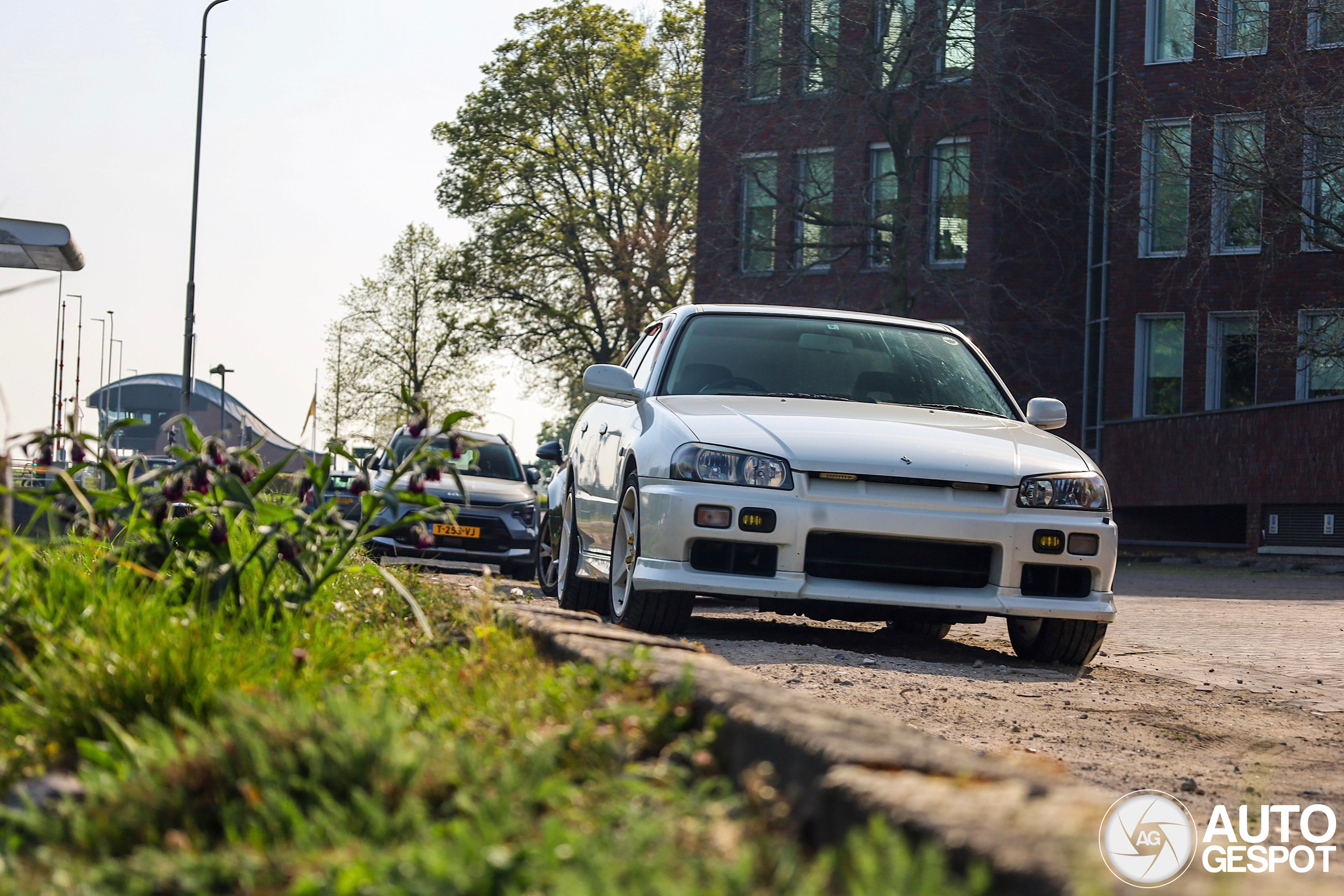 Nissan Skyline R34 Sedan