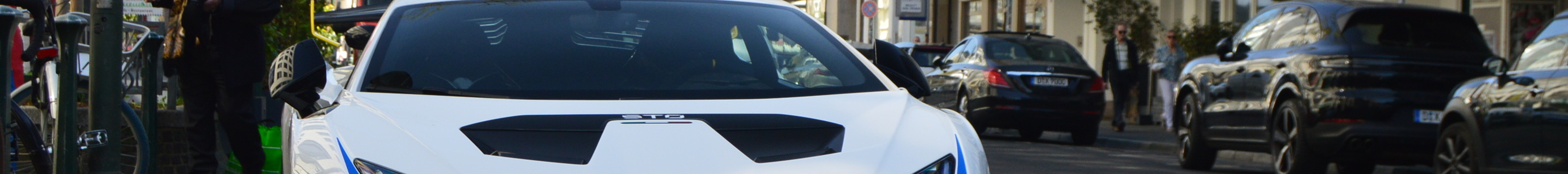 Lamborghini Huracán LP640-2 STO