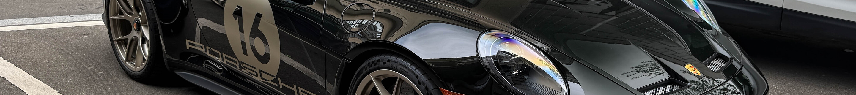 Porsche 992 S/T Dom Perignon