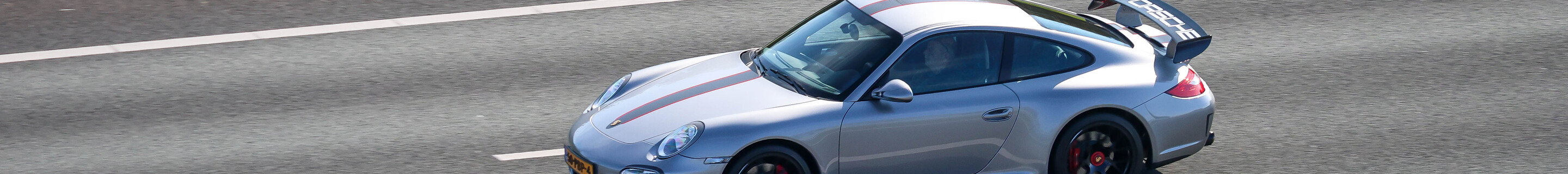 Porsche 997 Carrera GTS