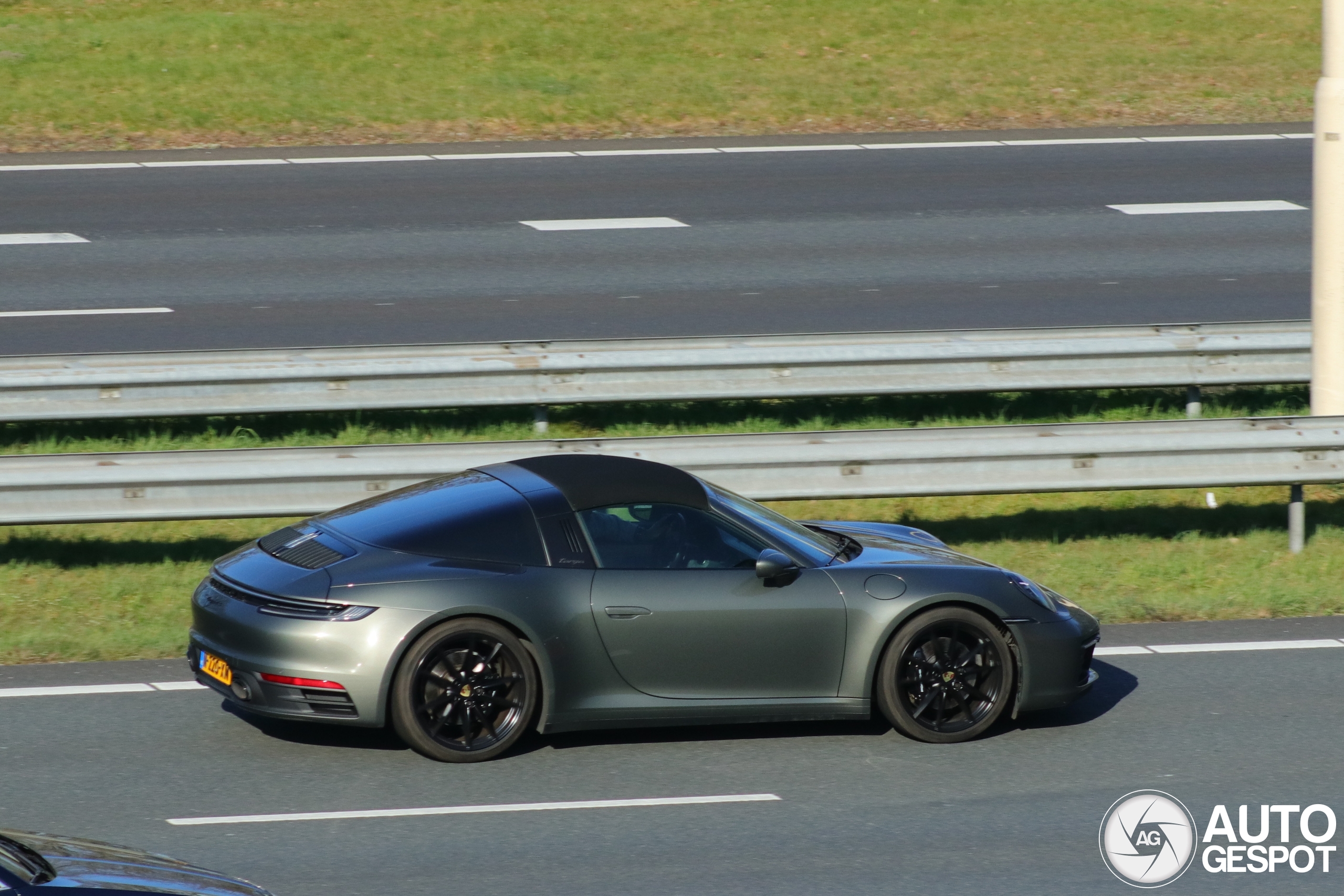 Porsche 992 Targa 4S