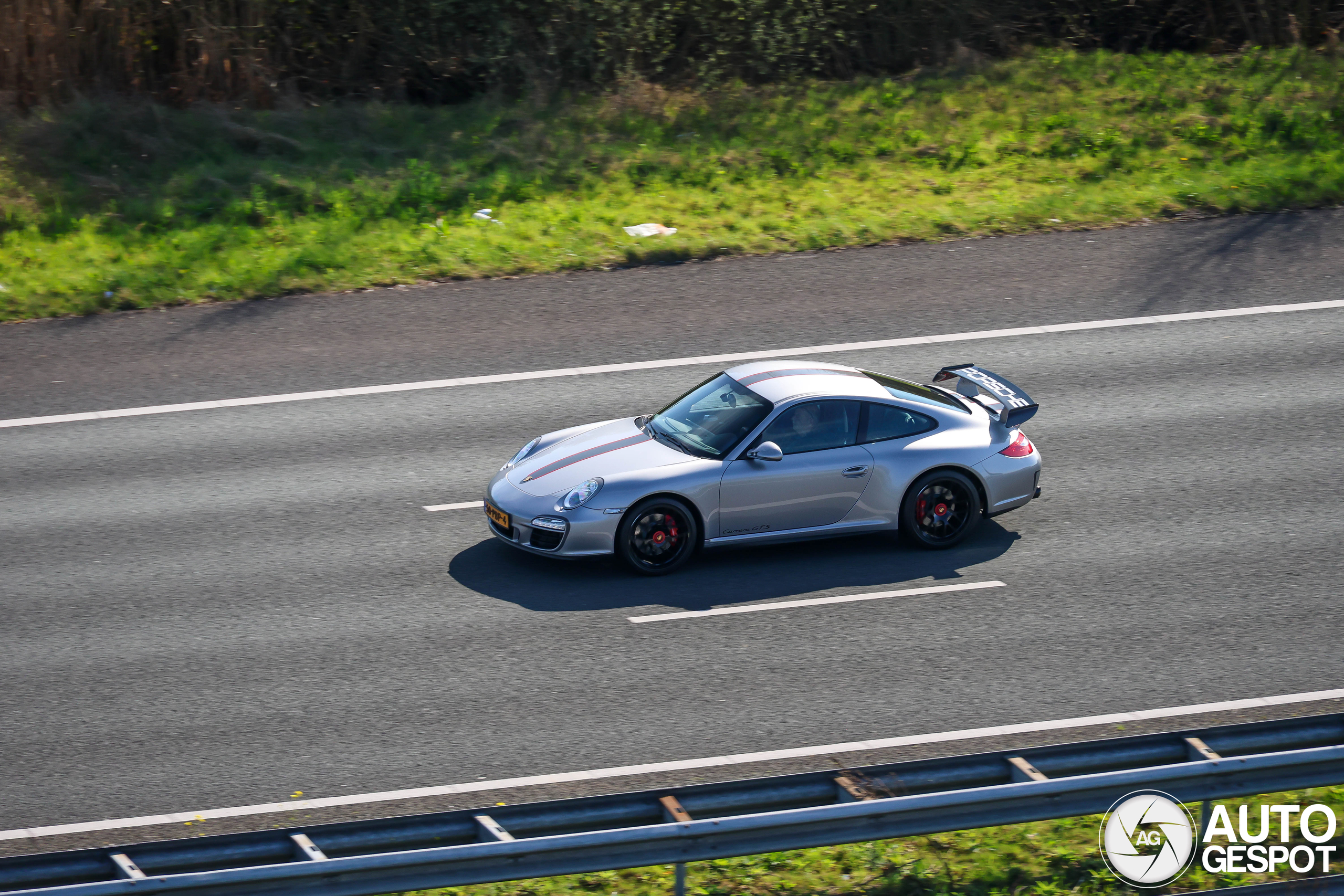 Porsche 997 Carrera GTS