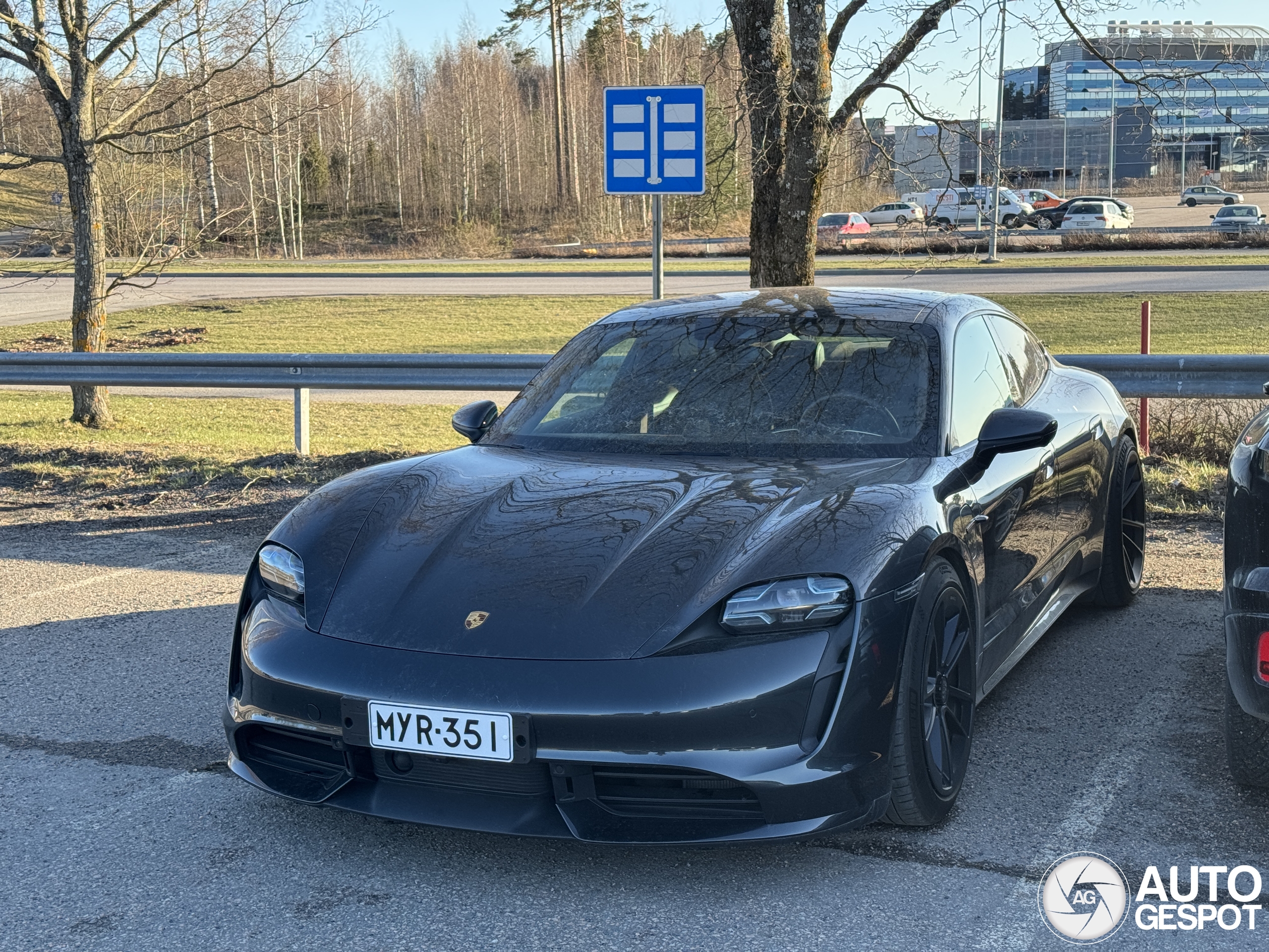 Porsche Taycan Turbo