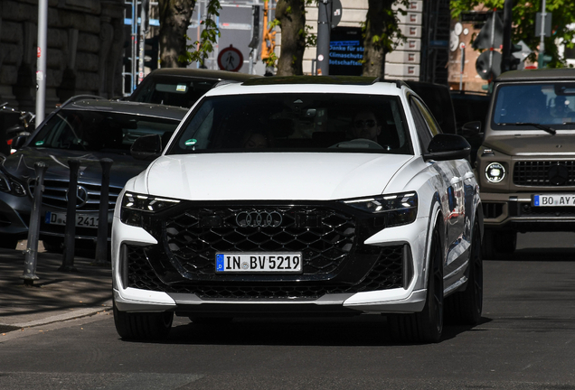 Audi RS Q8 2024