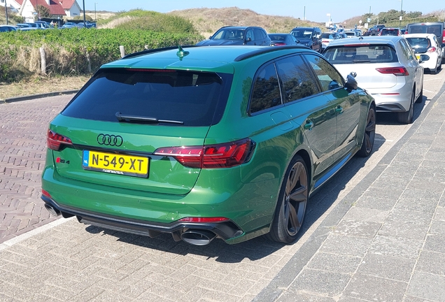 Audi RS4 Avant B9