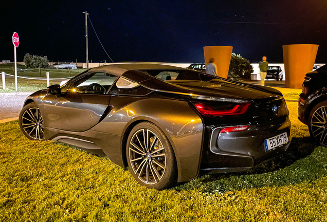 BMW i8 Roadster