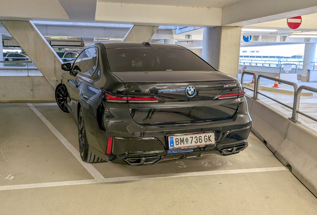BMW M760e xDrive