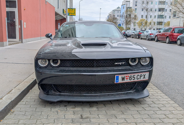 Dodge Challenger SRT Hellcat