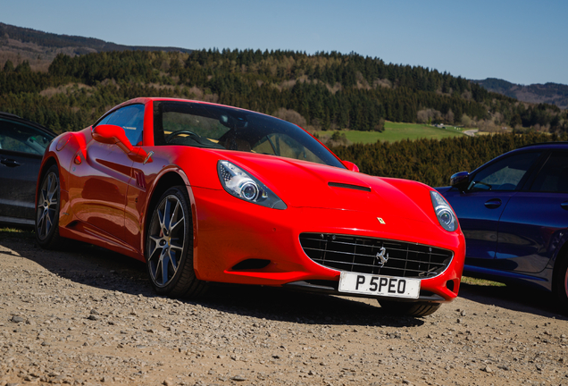 Ferrari California
