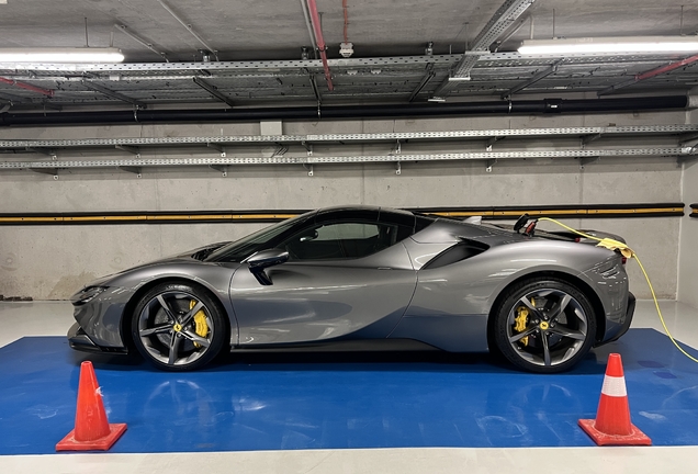 Ferrari SF90 Spider