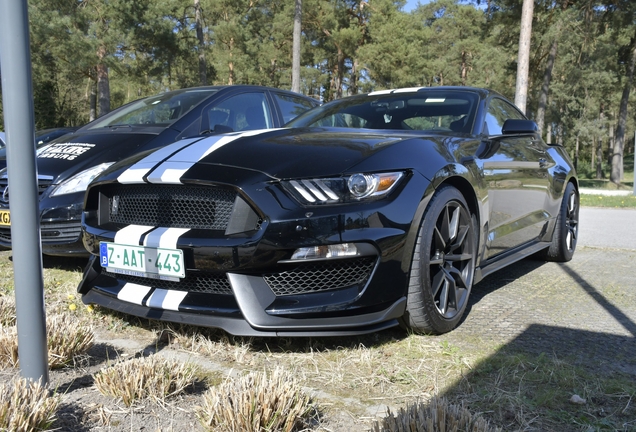 Ford Mustang Shelby GT350 2015