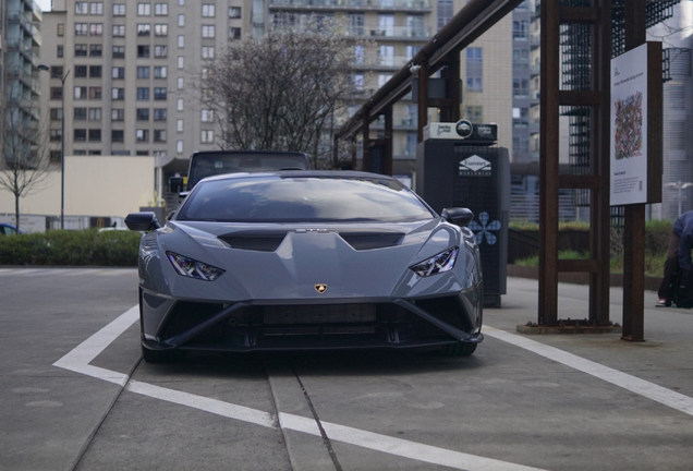 Lamborghini Huracán LP640-2 STO