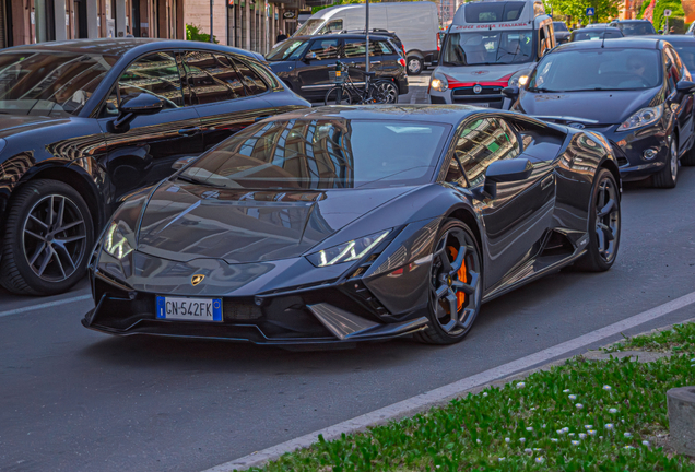 Lamborghini Huracán LP640-2 Tecnica