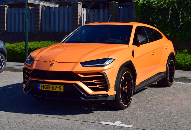 Lamborghini Urus