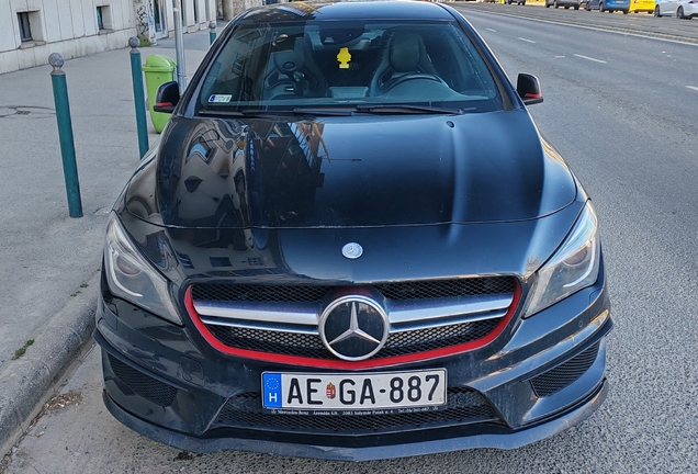 Mercedes-Benz CLA 45 AMG Edition 1 C117