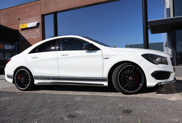 Mercedes-Benz CLA 45 AMG C117