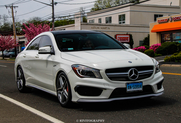 Mercedes-Benz CLA 45 AMG C117