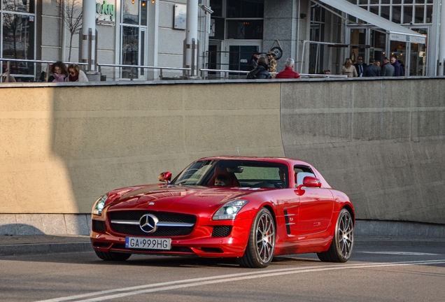 Mercedes-Benz SLS AMG