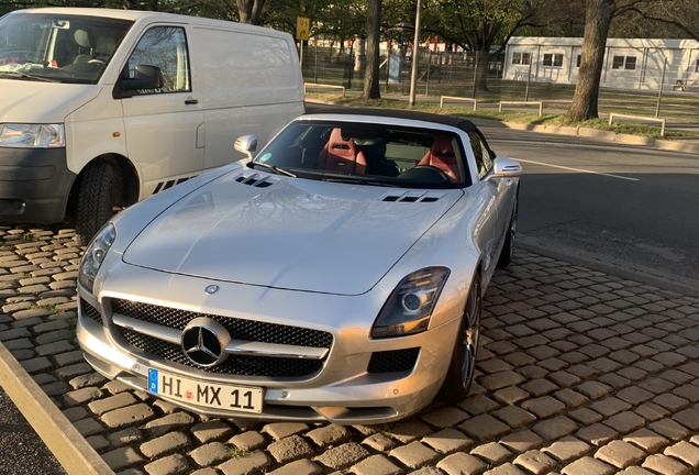 Mercedes-Benz SLS AMG Roadster