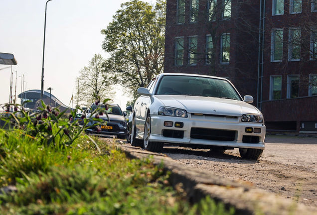 Nissan Skyline R34 Sedan