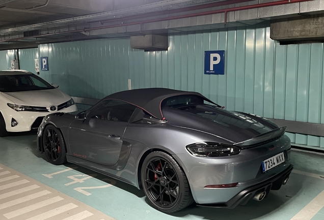 Porsche 718 Spyder RS