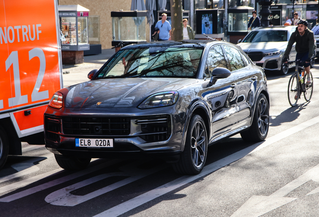 Porsche Cayenne Coupé Turbo E-Hybrid
