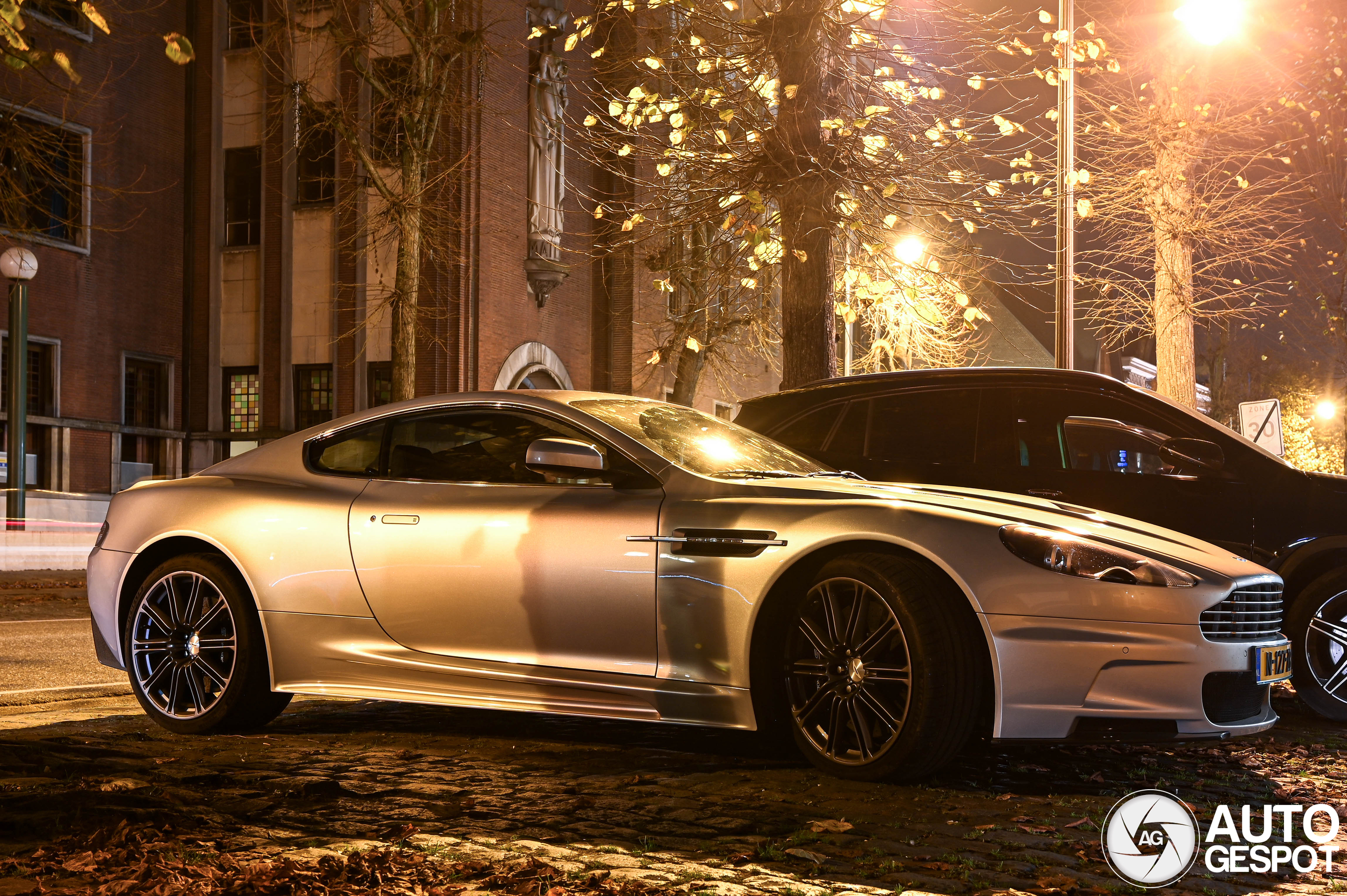Aston Martin DBS