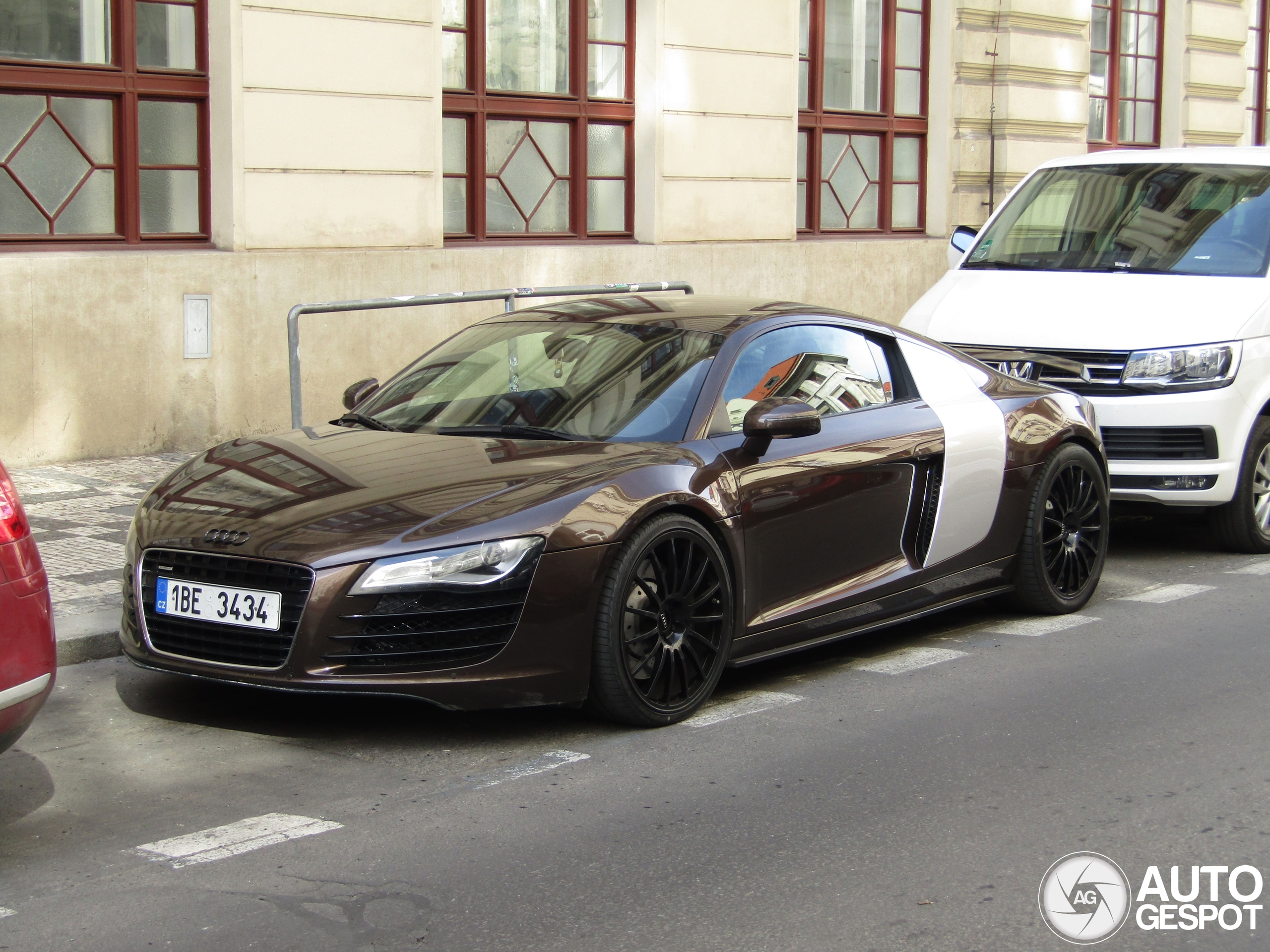 Audi R8