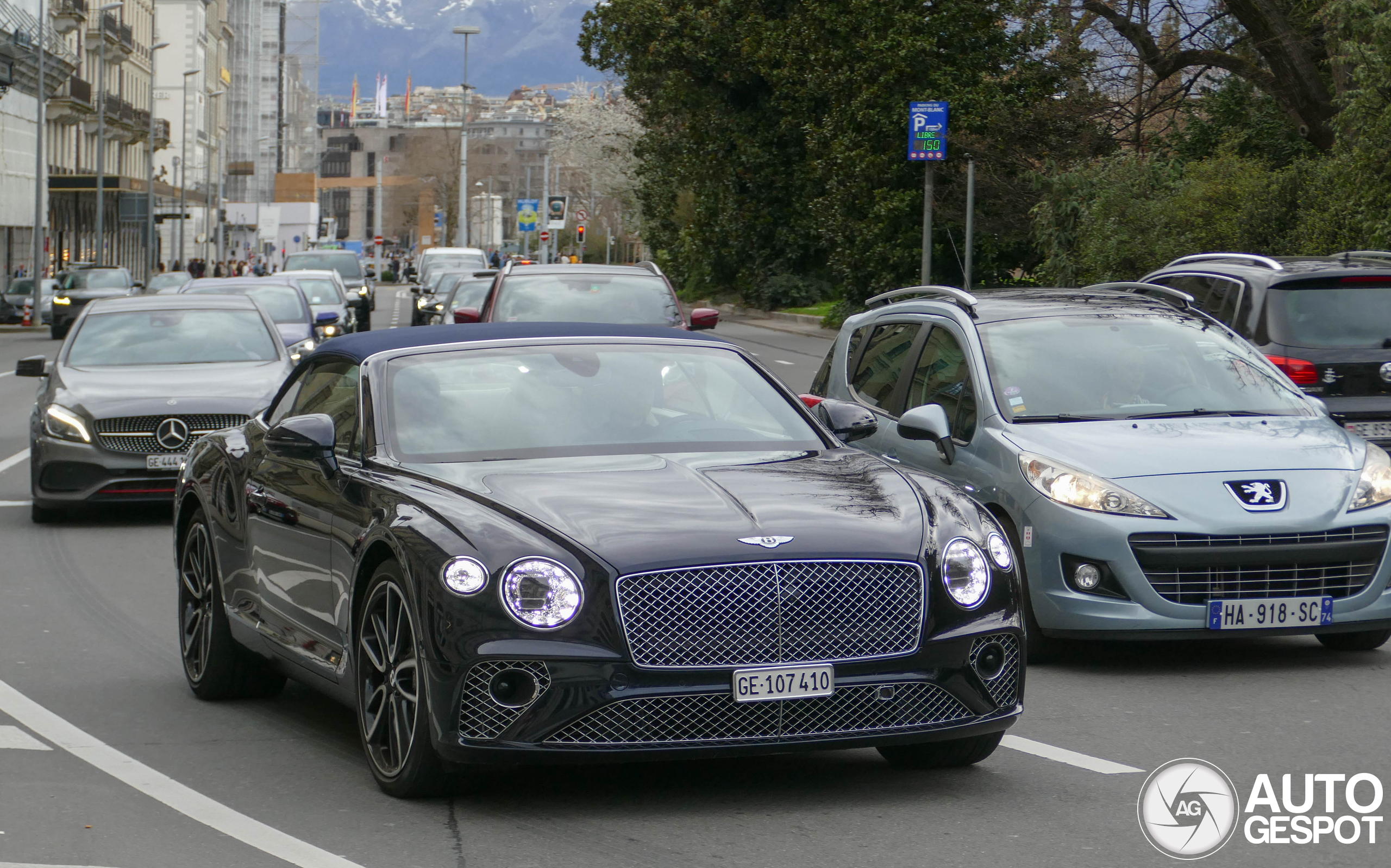 Bentley Continental GTC 2019