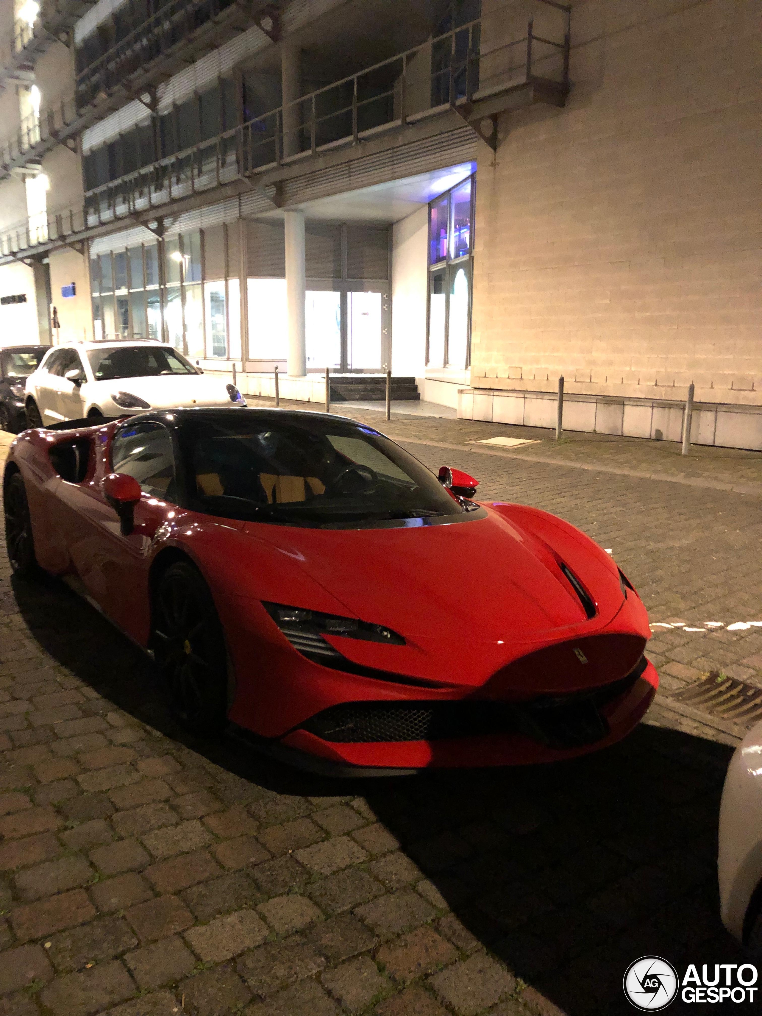 Ferrari SF90 Spider Assetto Fiorano