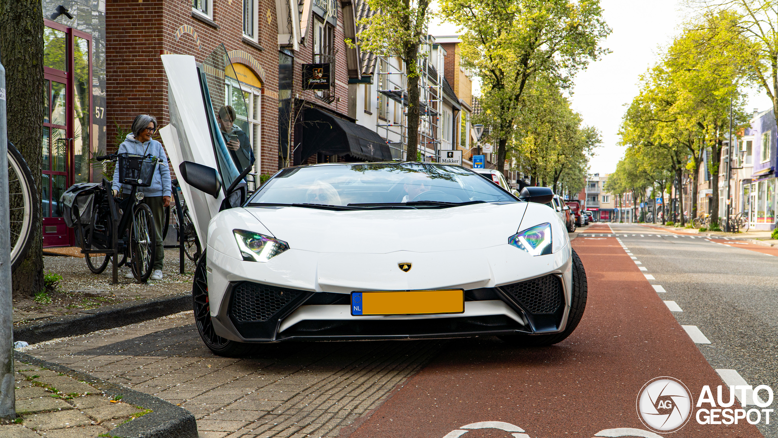 Lamborghini Aventador LP750-4 SuperVeloce Roadster gespot in Zeist