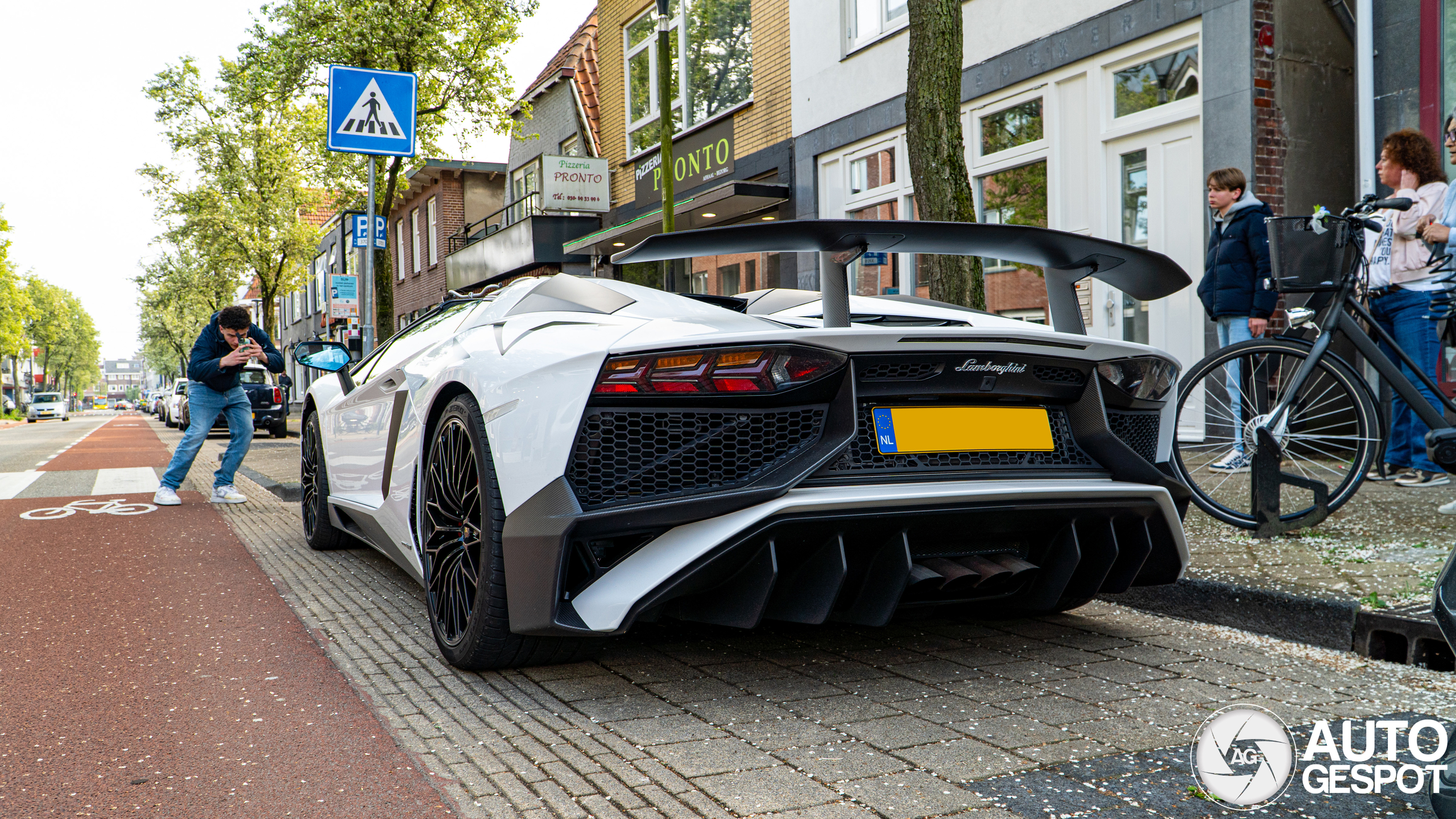 Lamborghini Aventador LP750-4 SuperVeloce Roadster gespot in Zeist