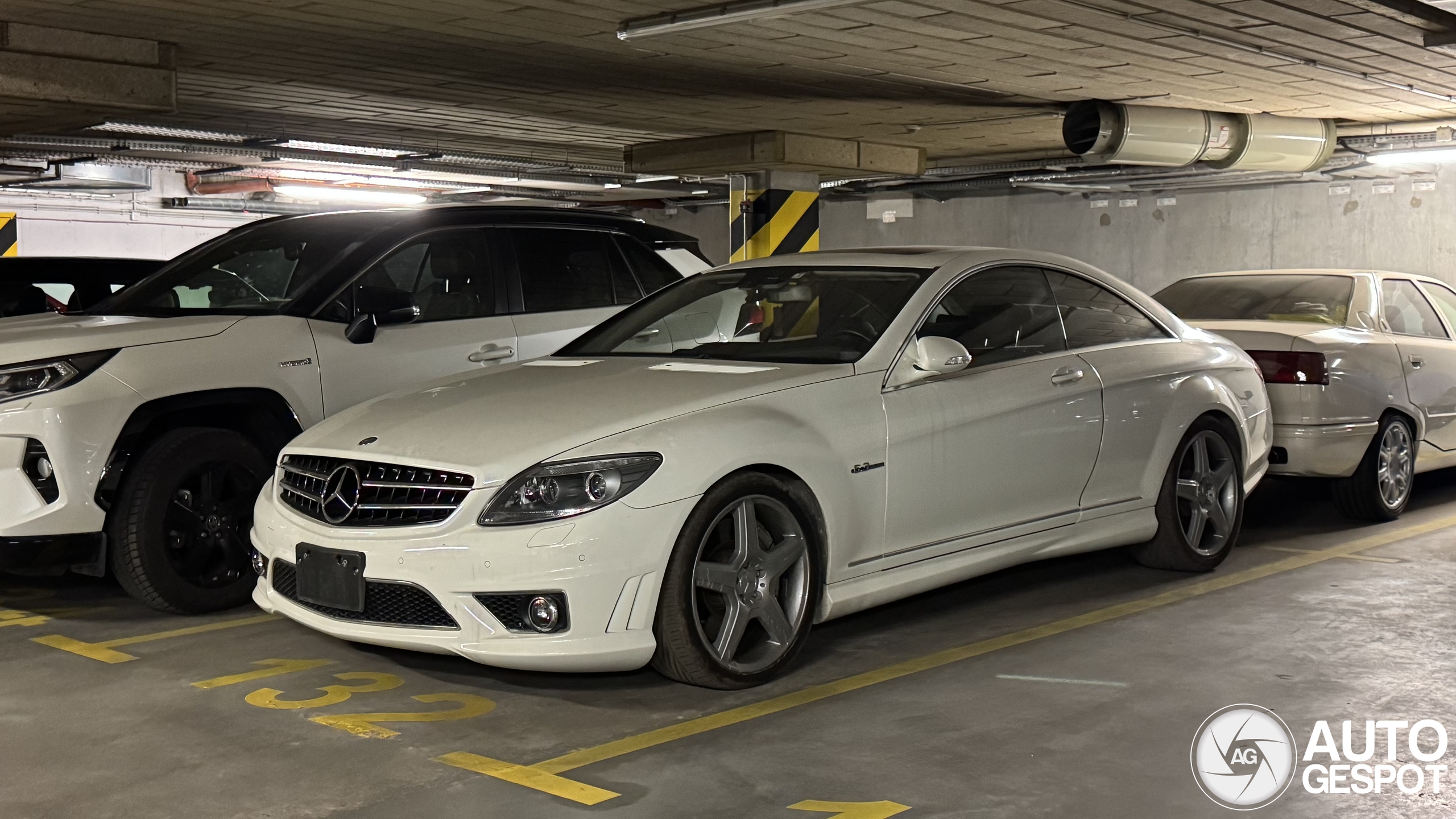 Mercedes-Benz CL 63 AMG C216