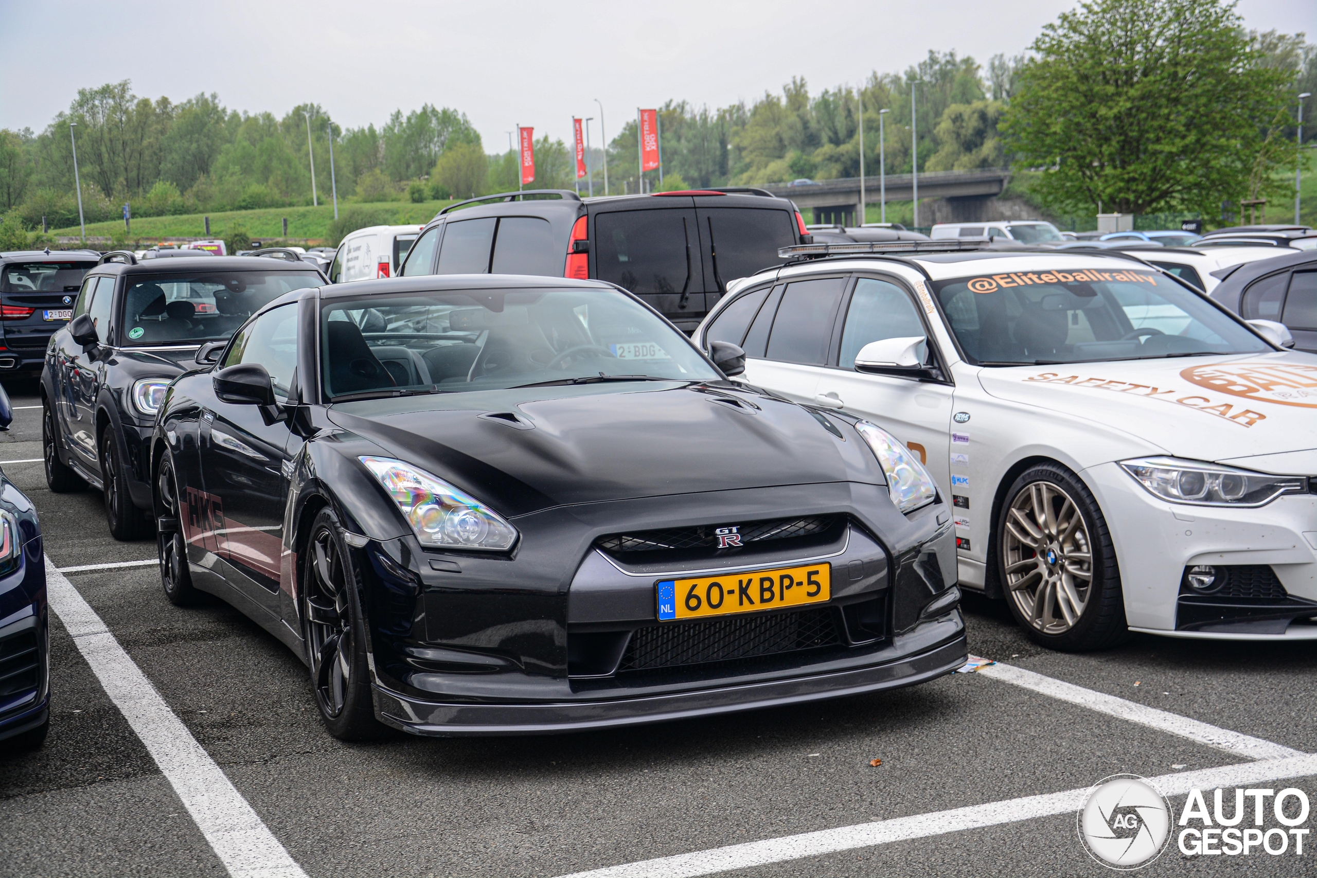 Nissan GT-R