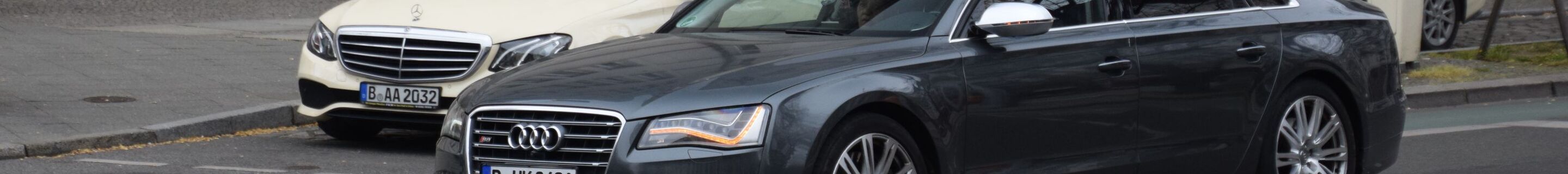 Audi S8 D4