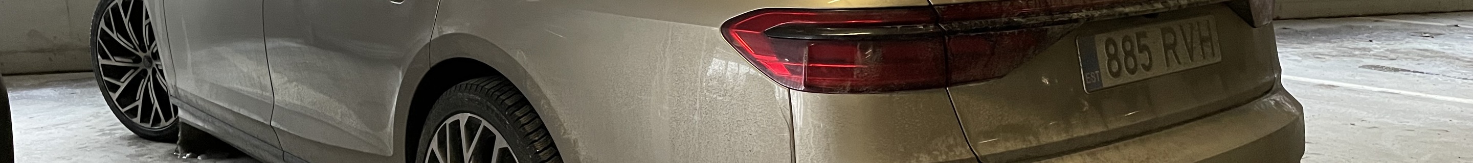 Audi S8 D5