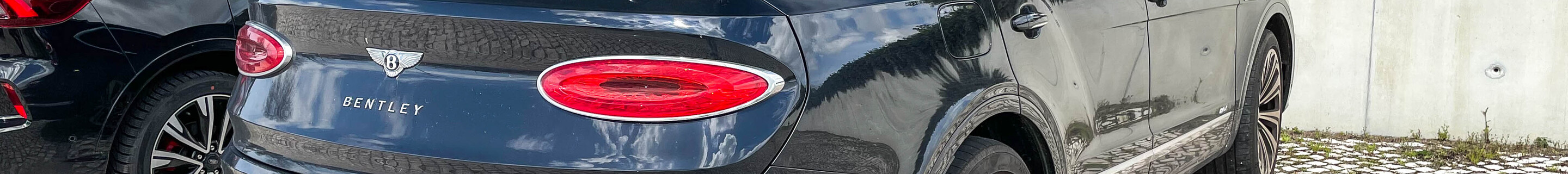 Bentley Bentayga Hybrid 2021
