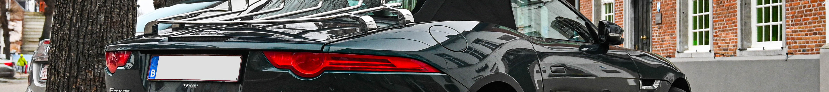 Jaguar F-TYPE R Convertible