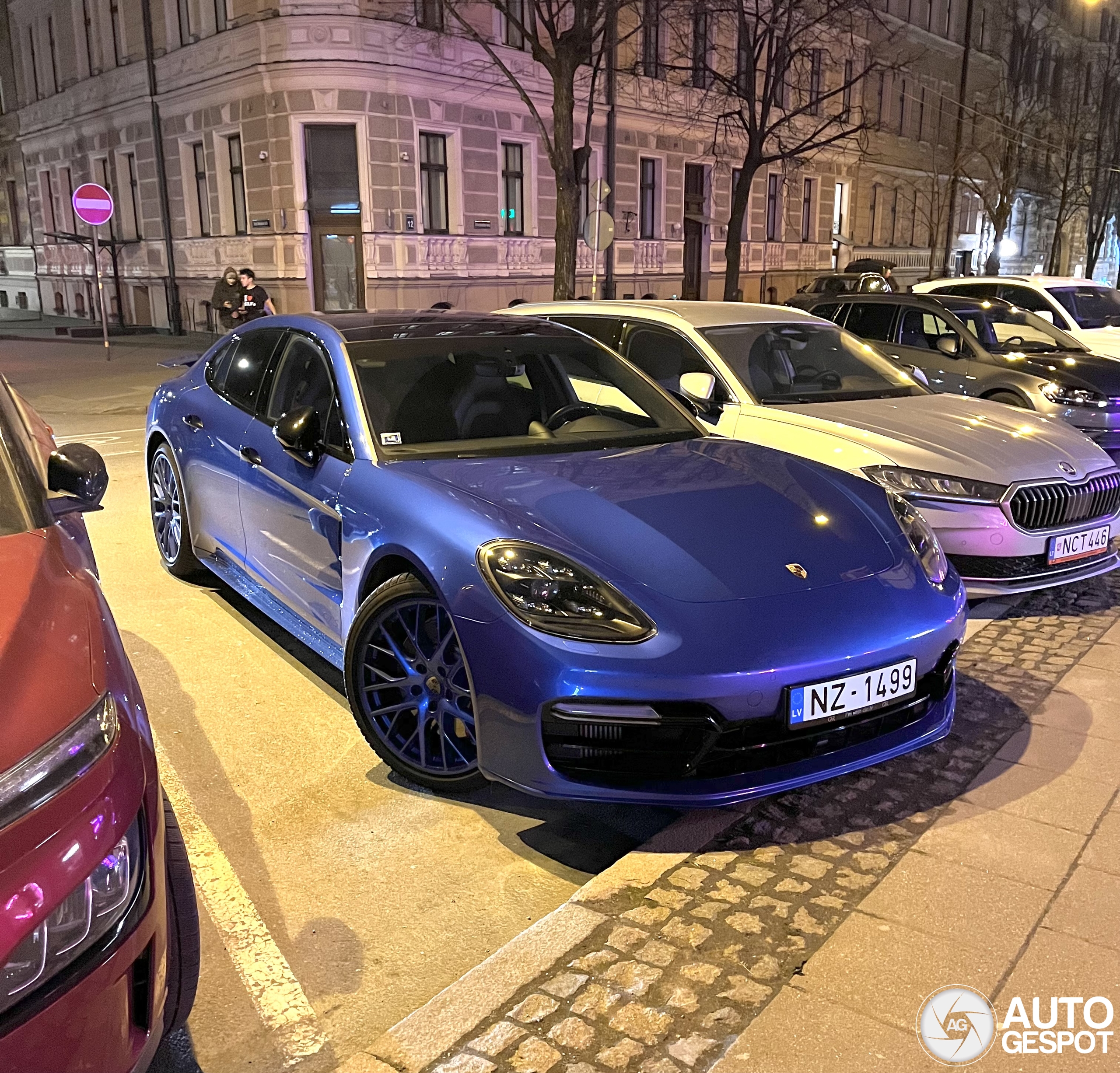 Porsche 971 Panamera GTS MkI